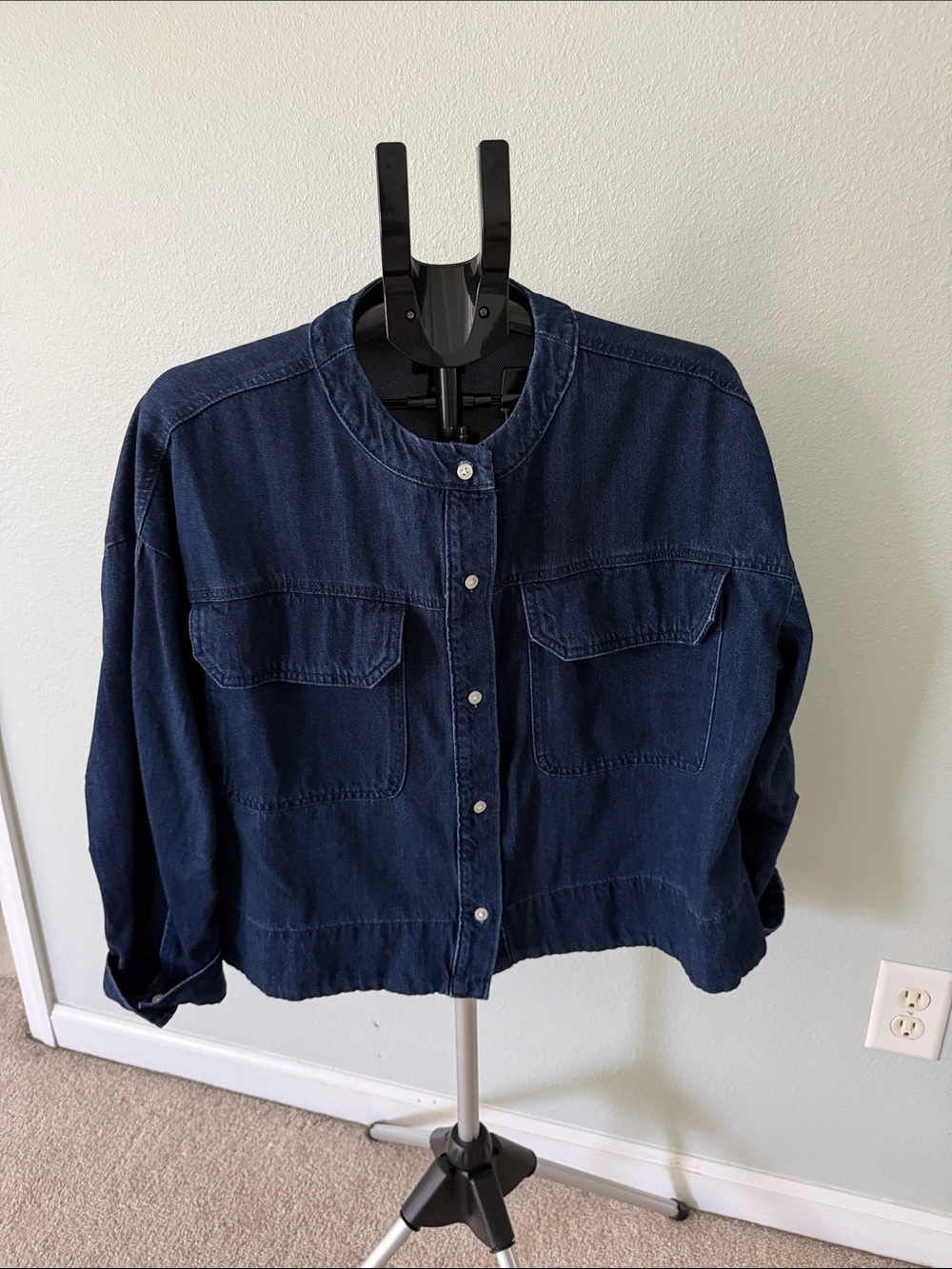 Scoop Denim Dark Blue Cropped Oversized Button-Down Size Medium NWOT - Picture 4 of 10